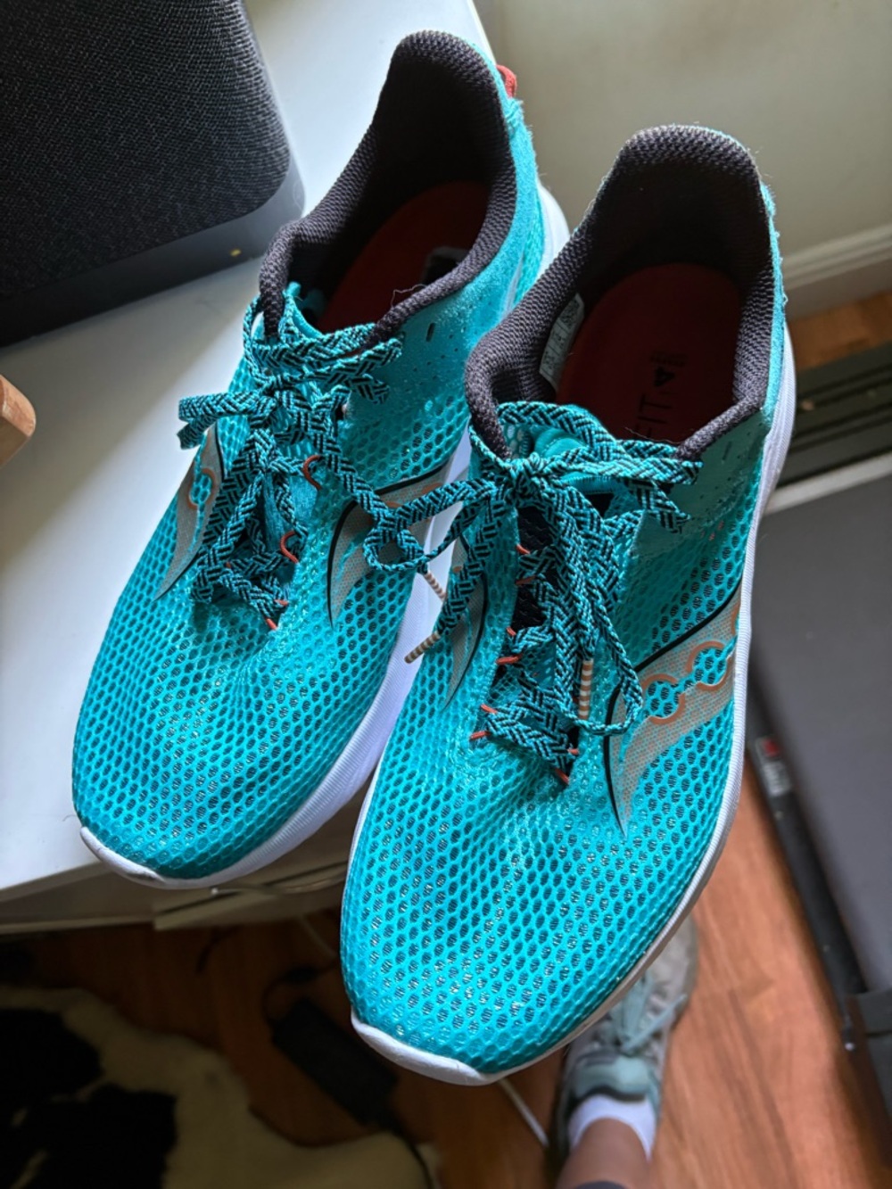Saucony Teal Mesh Running Sneakers